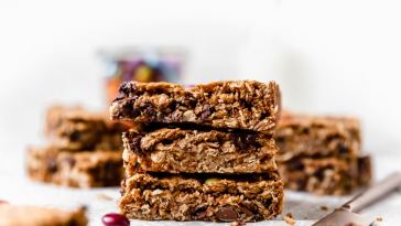 monster-cookie-bars