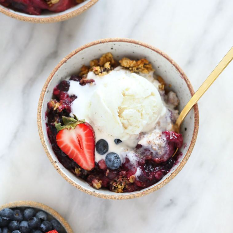 triple-berry-crisp