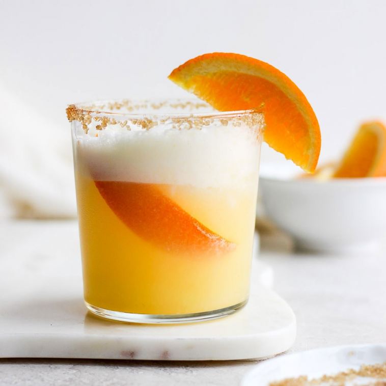 frothy-orange-creamsicle-cocktail
