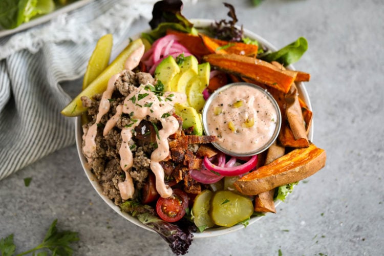 burger-bowl-with-special-sauce