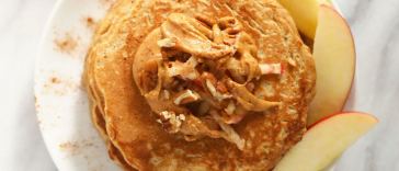 apple-cinnamon-pancakes