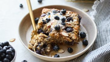healthy-blueberry-baked-oatmeal-(gluten-free)
