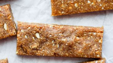 3-ingredient-cashew-date-bars