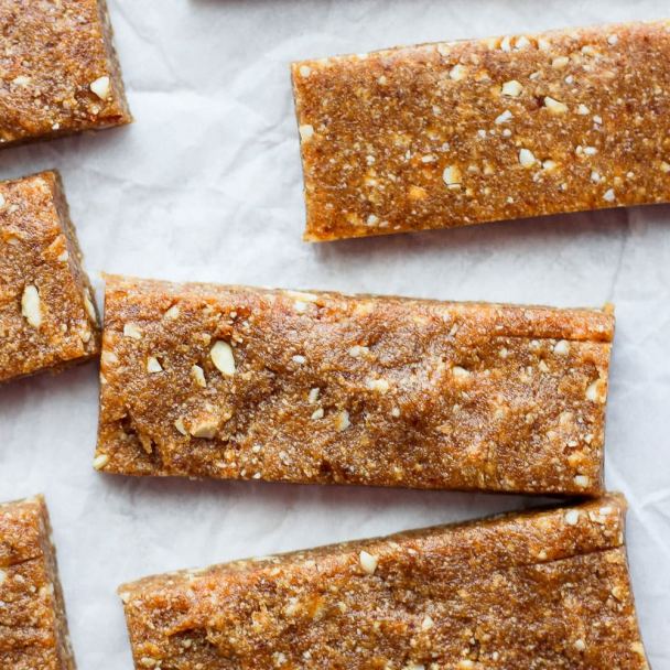 3Ingredient Cashew Date Bars 🥗 the HEALTH King