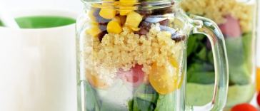 tex-mex-quinoa-mason-jar-salad