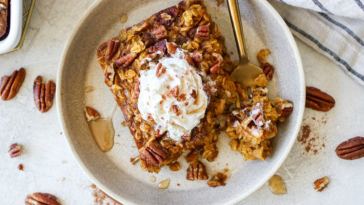 pumpkin-baked-oatmeal-with-toasted-pecans