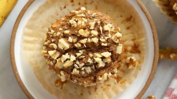 one-bowl-banana-nut-muffins