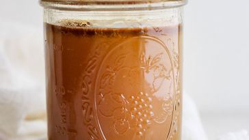 homemade-chicken-broth