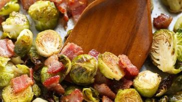roasted-brussels-sprouts-with-bacon