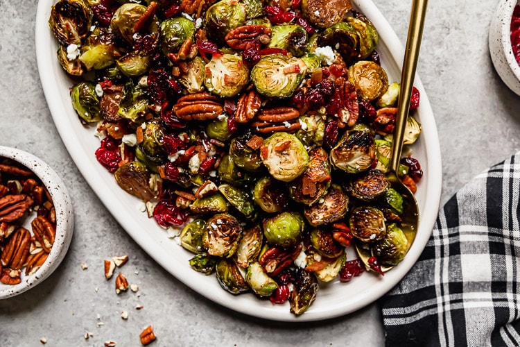 roasted-brussels-sprouts-with-bacon-and-balsamic