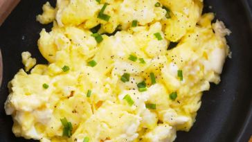 perfect-scrambled-eggs