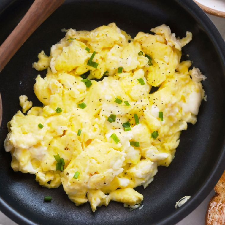 perfect-scrambled-eggs