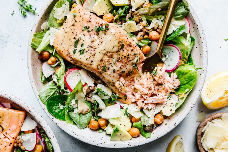 salmon-caesar-salad-grain-bowl