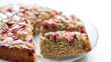 Rhubarb Cake