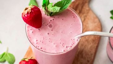 strawberry-banana-smoothie