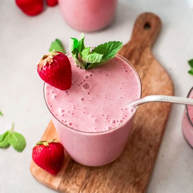 strawberry-banana-smoothie