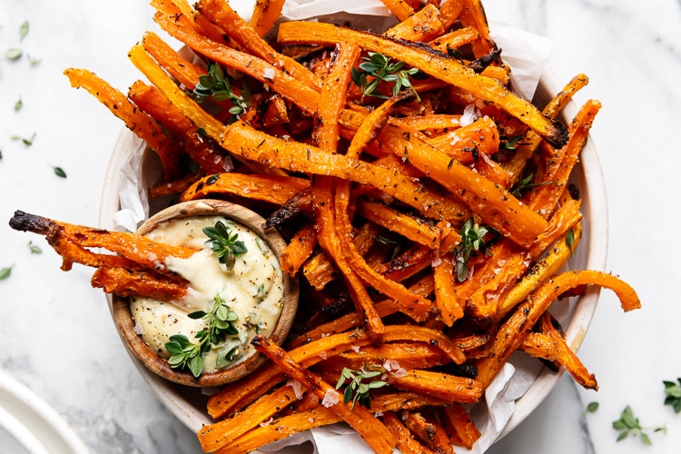 baked-carrot-fries-with-dijon-thyme-aioli