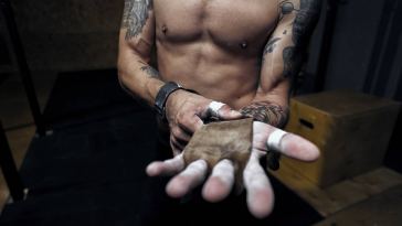 are-ripped-hands-still-cool-in-crossfit?