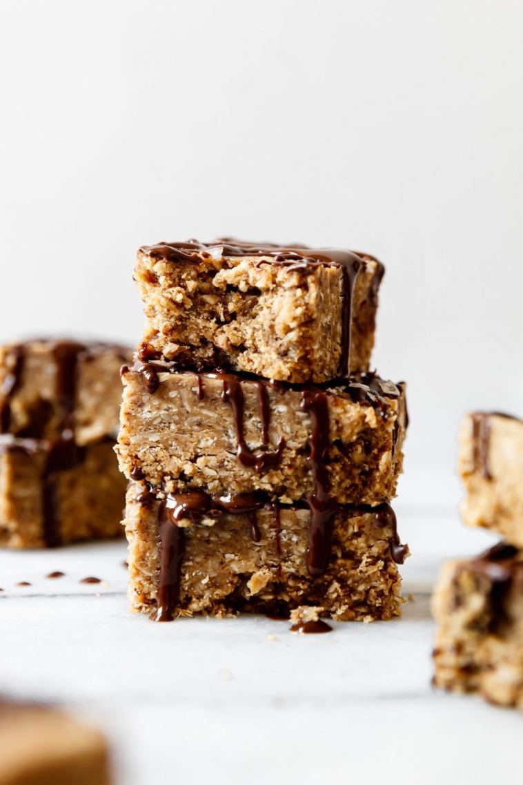 mini-peanut-butter-protein-bars