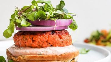 lemon-dill-salmon-burgers