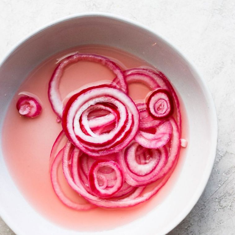 quick-pickled-onions