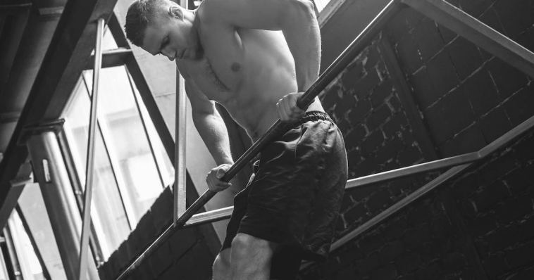a-5-step-progression-to-the-bar-muscle-up
