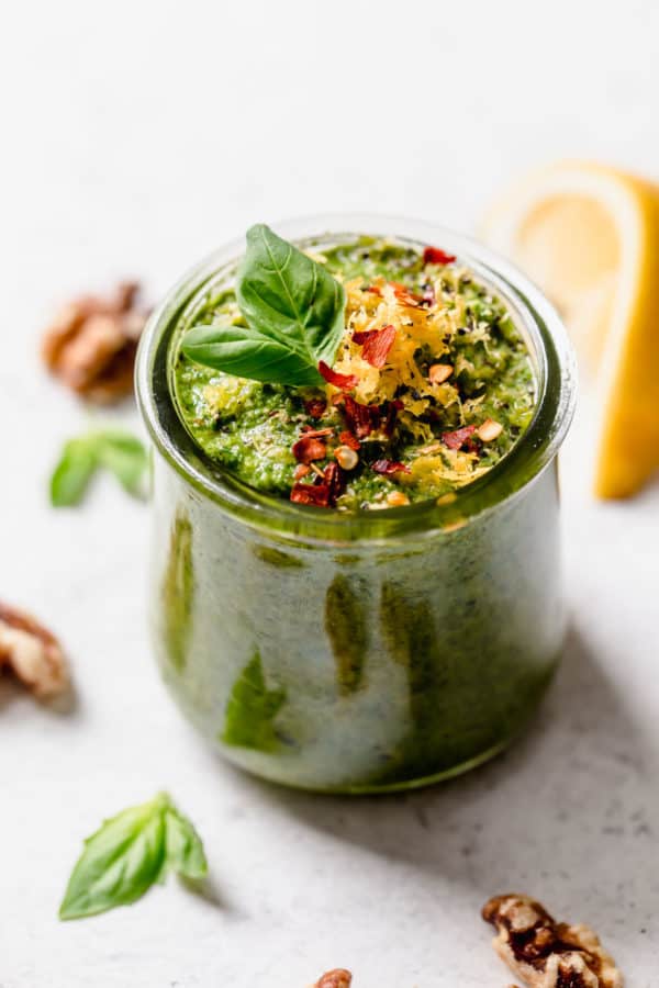 basil-walnut-pesto
