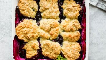gluten-free-blueberry-cobbler