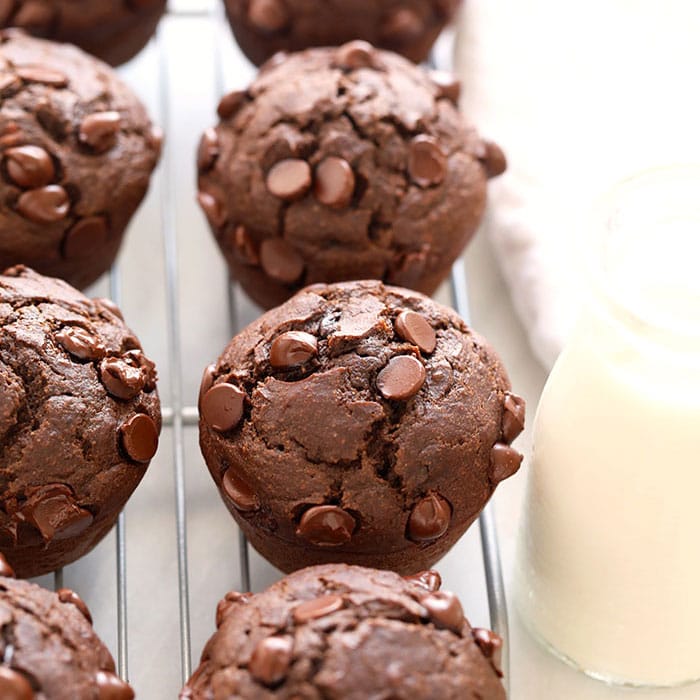 healthy-chocolate-muffins