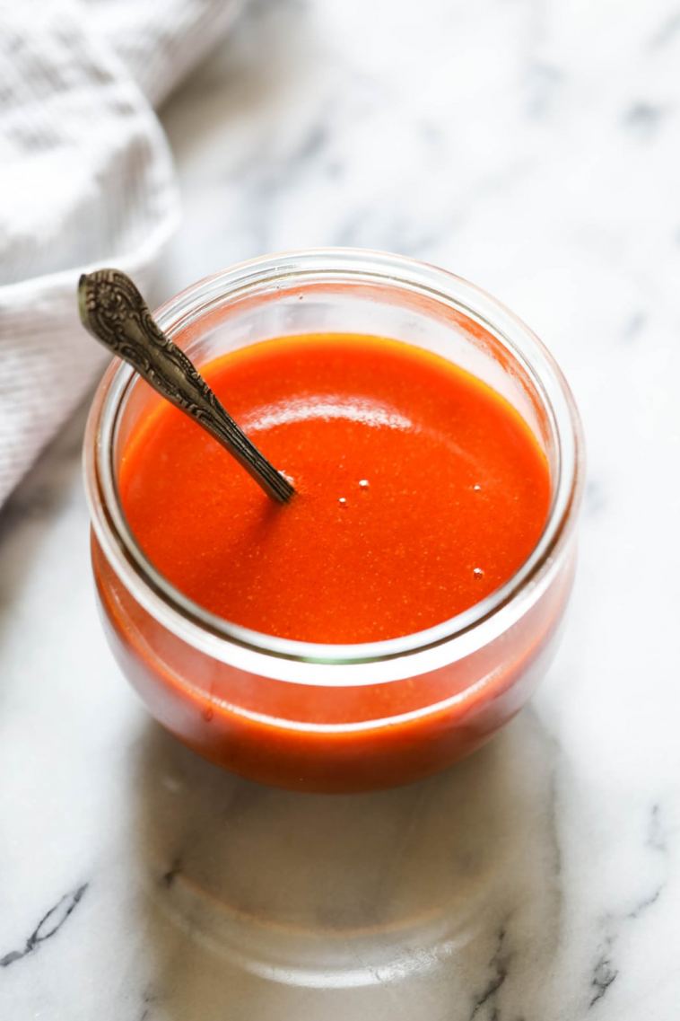 homemade-buffalo-sauce-(whole30)