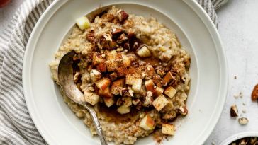 instant-pot-apple-cinnamon-oatmeal