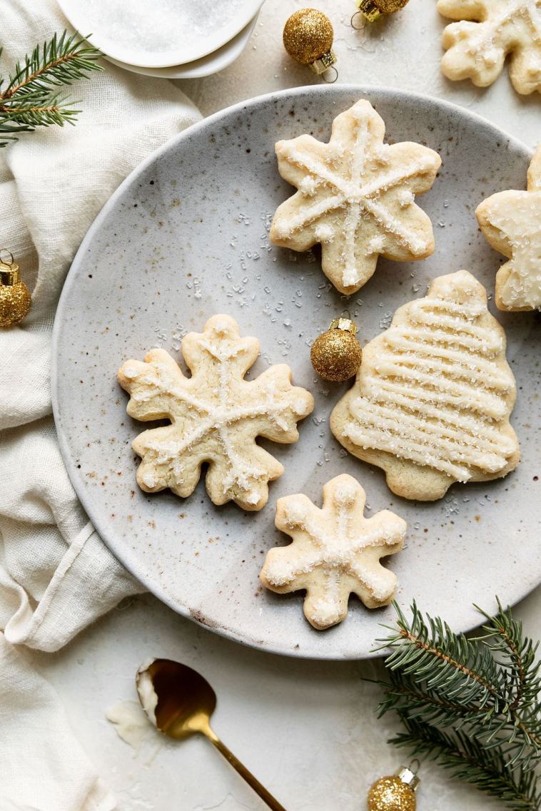the-best-gluten-free-sugar-cookies-(with-dairy-free-option)