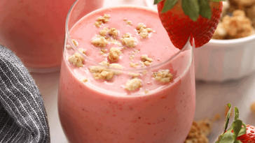 best-strawberry-smoothie