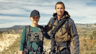 bear-grylls-explains-why-you-must-learn-to-‘paddle-your-own-canoe’-in-life
