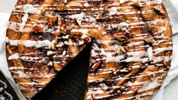 gluten-free-cinnamon-roll-coffee-cake-(easy-and-make-ahead)