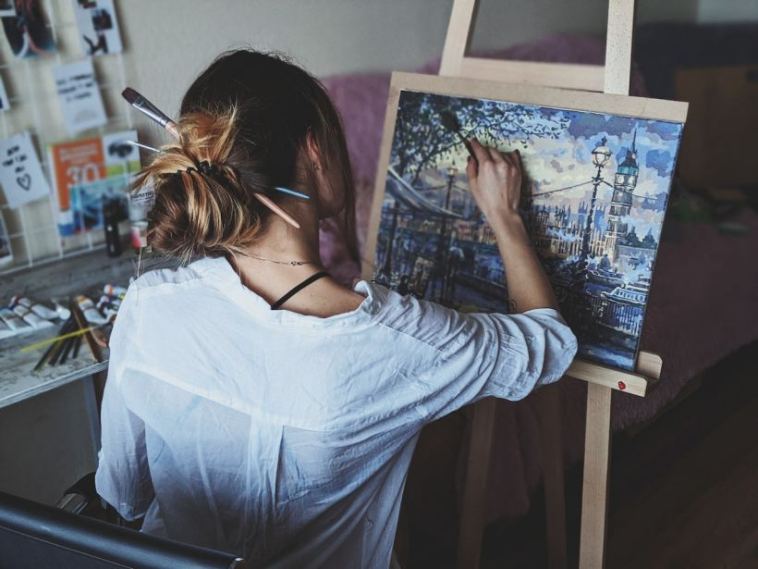 artist painting