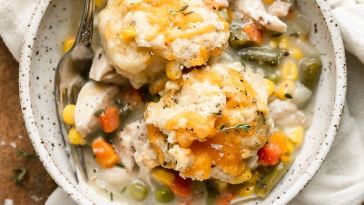 chicken-pot-pie-casserole-(gluten-free-option)