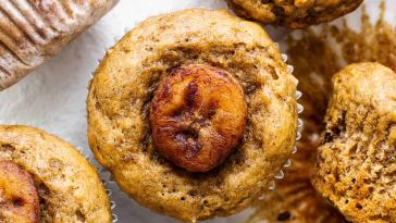 bananas-foster-muffins