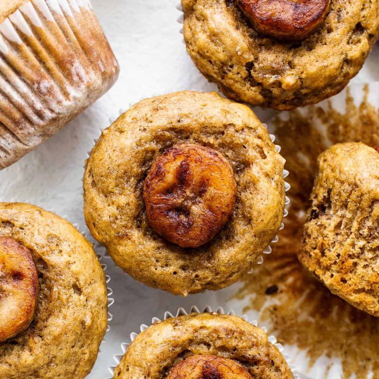 bananas-foster-muffins