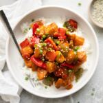 healthy-sweet-and-sour-chicken-(full-of-veggies,-lower-in-sugar)