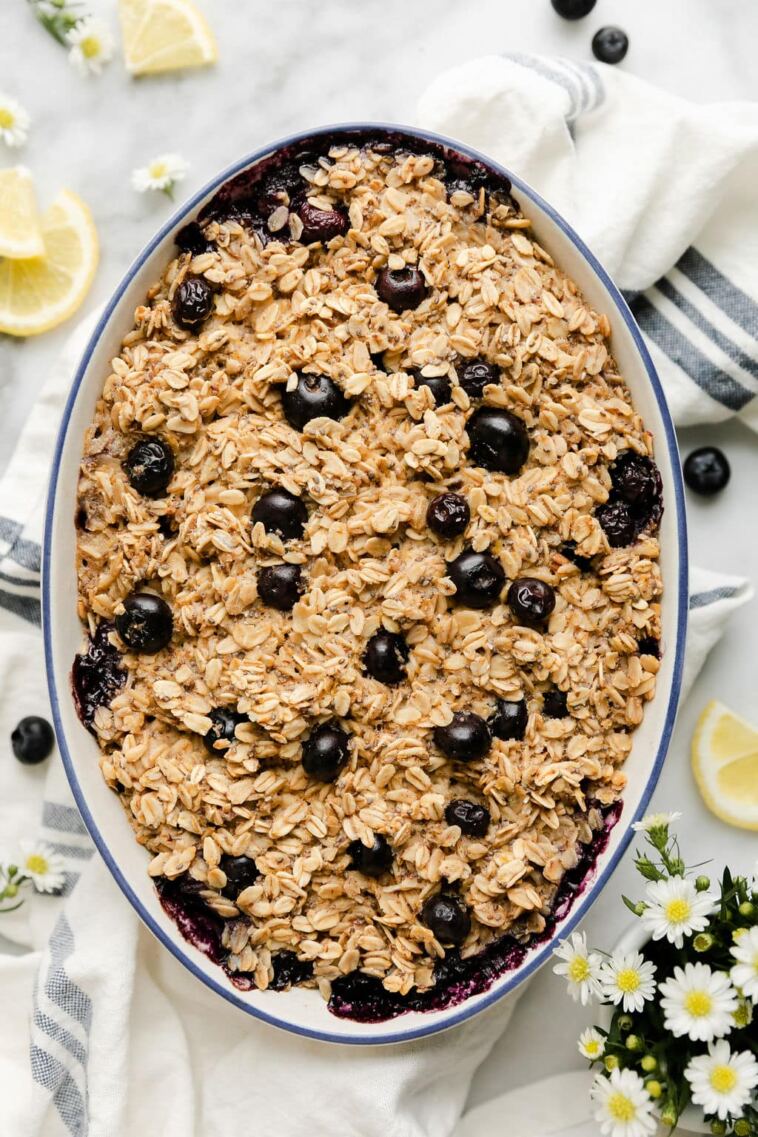 lemon-blueberry-baked-oatmeal-(gluten-free-and-vegan)