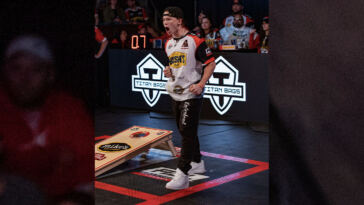 how-to-dominate-at-your-backyard-cornhole-contest-this-weekend