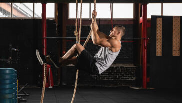 improve-your-rope-climbing-skills-with-these-expert-tips