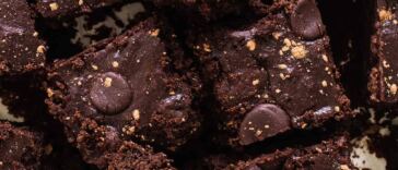 flourless-pumpkin-brownies