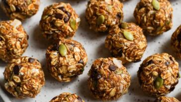 pumpkin-protein-balls-(no-bake)