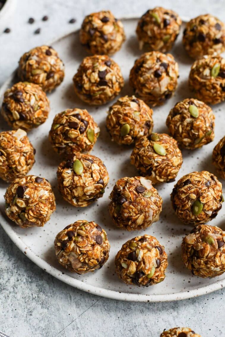 pumpkin-protein-balls-(no-bake)